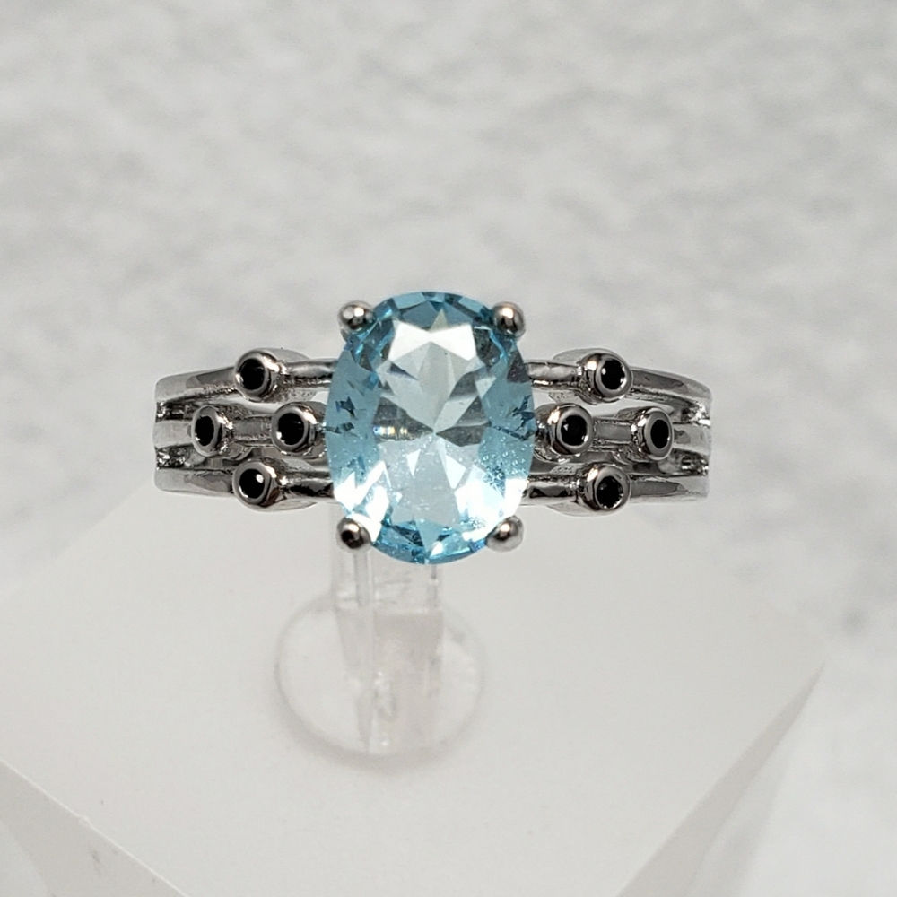 Topaz And Bezel Set Spinel Ring - Picture 3 of 8
